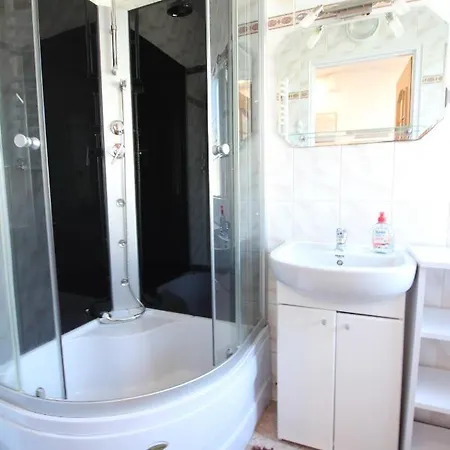 Foczka * אוסטקה