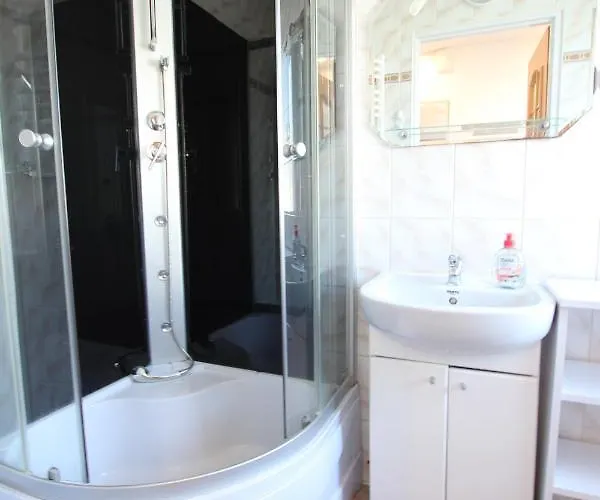 Foczka * أوستكا